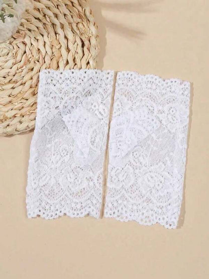 Lace Gloves