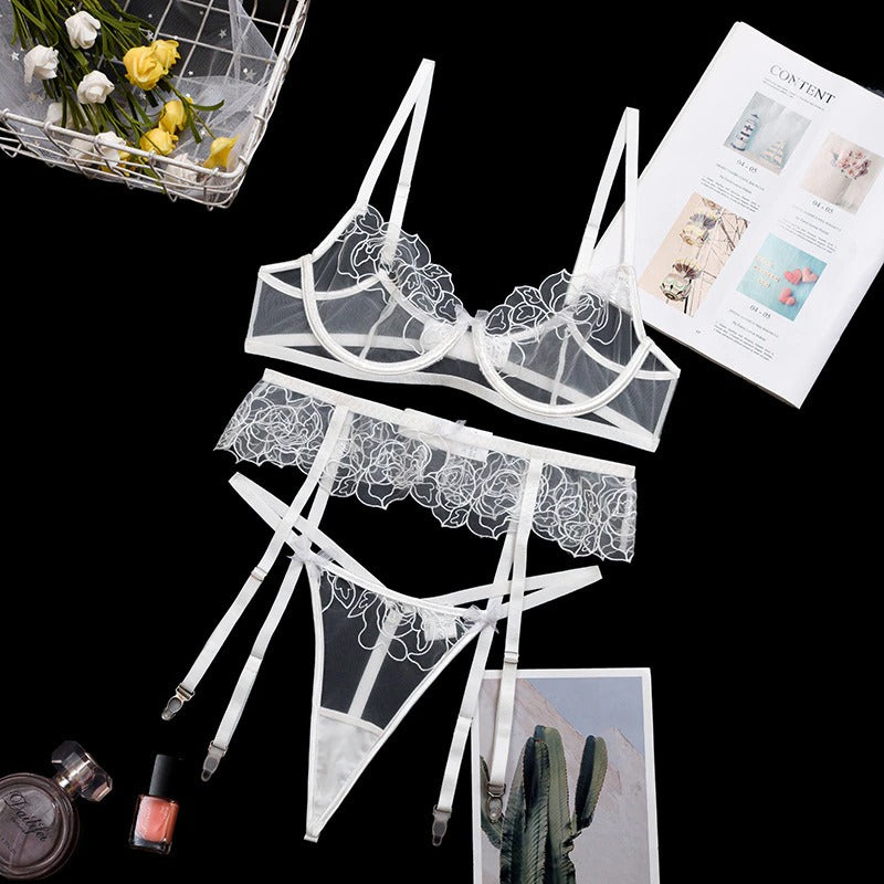 16 beautiful bridal lingerie pieces that are perfect for your wedding day