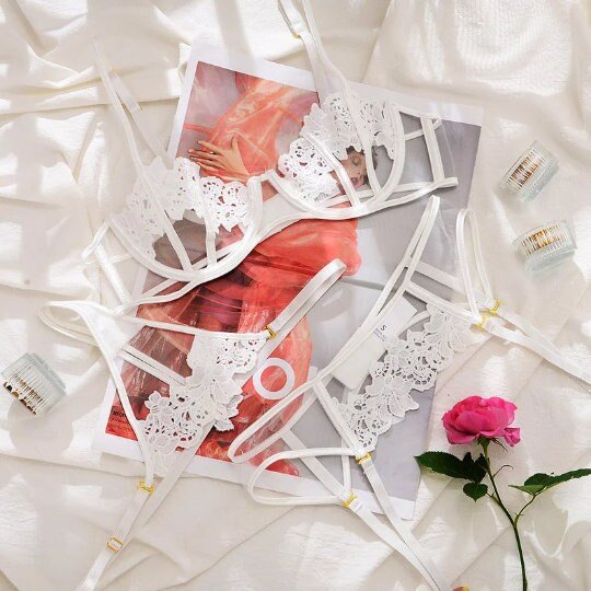 "I Do" Bridal White Flower Lingerie Set - Lovegood Lingerie